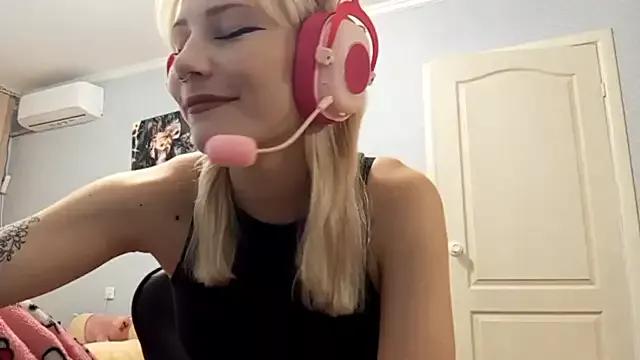 SorryMyAngel from StripChat