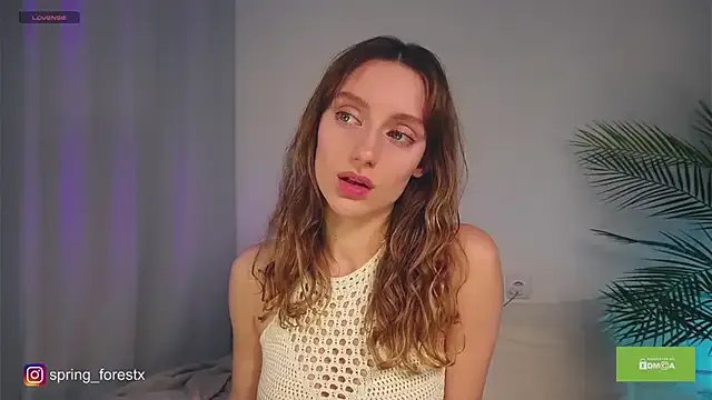 Freechat spring_forest on StripChat