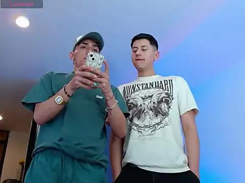 ssantive_ from StripChat is Freechat