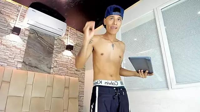 STARFOR_2 from StripChat is Freechat