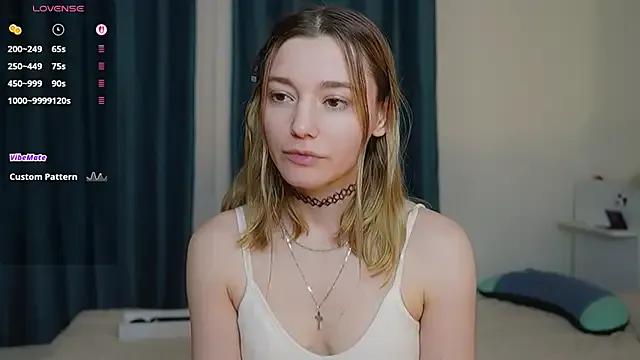 StripChat StarryMary is Freechat StarryMary — Bye bye my bra!