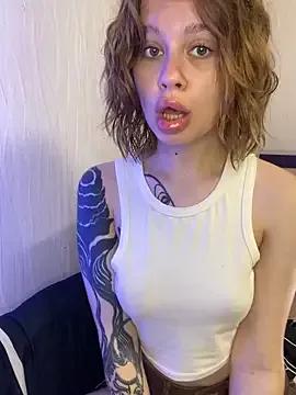 Stella_Curly from StripChat is Freechat