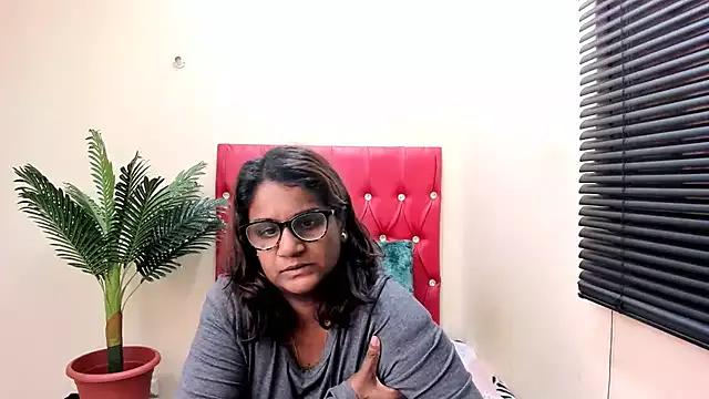 Strawberry_Lips from StripChat is Freechat