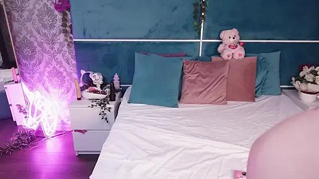 Freechat SunnyGlow on StripChat