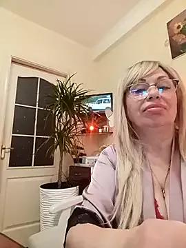 SusieNoreen from StripChat