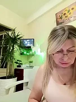 SusieNoreen from StripChat
