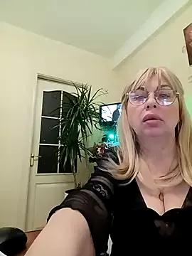 SusieNoreen from StripChat