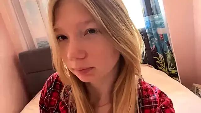 Sweet_horizon from StripChat is Freechat
