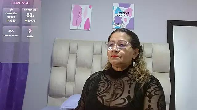 SWEET_VICKYY from StripChat is Freechat