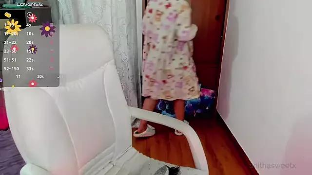 sweetana_ from StripChat