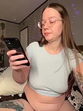Sweetdee222x on StripChat 