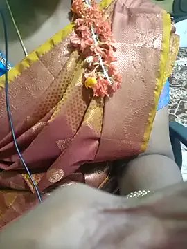 Freechat TAMIL-URVASHI on StripChat