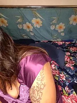 Tamil_IndieSM_SL from StripChat is Freechat