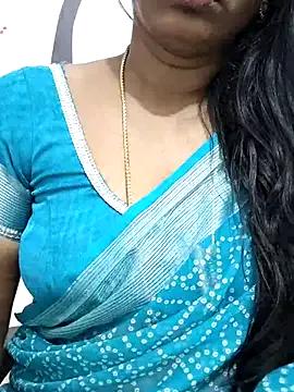 Tamil_Meera12 on StripChat