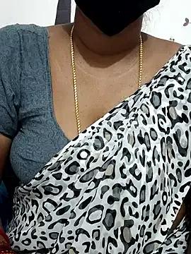 Tamil_Meera12 on StripChat