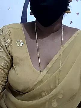 Tamil_Meera12 on StripChat