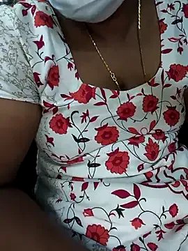 Freechat Tamilselviroja- on StripChat