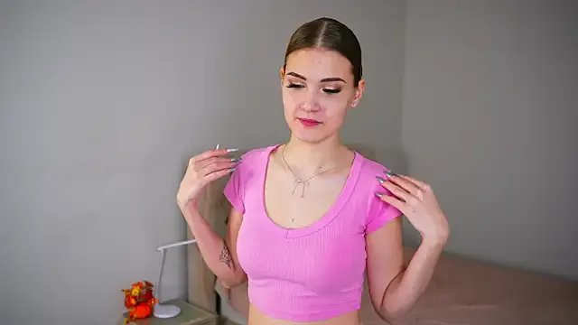 Freechat TaneshaRafail on StripChat