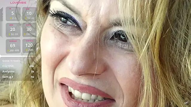 TanyaJade888 from StripChat is Freechat