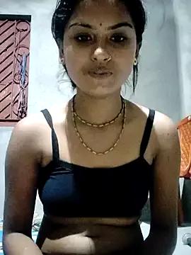 Tara2007 from StripChat is Freechat