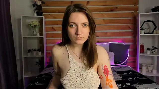 Tara_Grainn from StripChat is Freechat