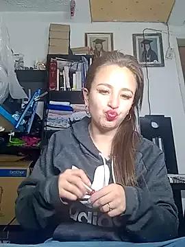 Tatii-Bunny from StripChat is Freechat
