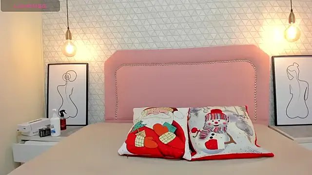 Freechat TAYLORMEYER1 on StripChat