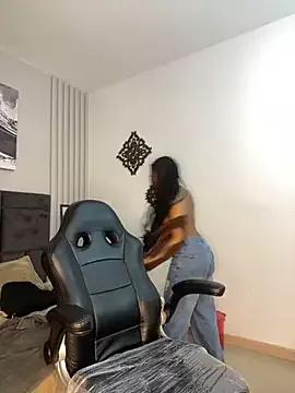 Terry_ebony from StripChat is Freechat
