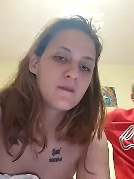 Themaskedgirl21 from StripChat is Freechat