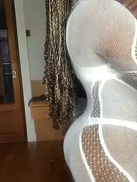 Thick_Shawty from StripChat is Freechat