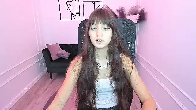 TiffanyYounge on StripChat 