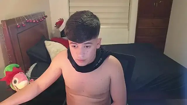 Freechat tightncuteass on StripChat