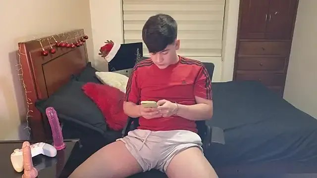 Freechat tightncuteass on StripChat