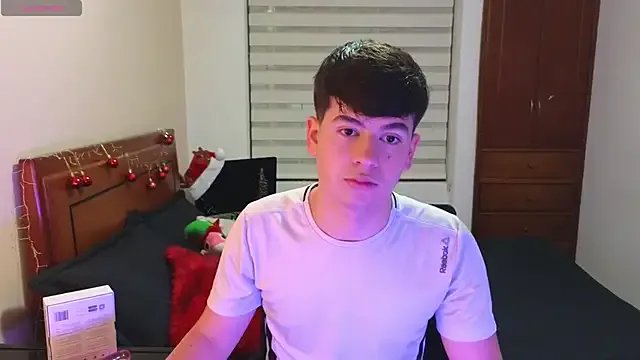 Freechat tightncuteass on StripChat