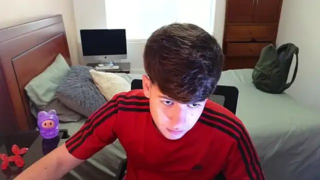 Freechat tightncuteass on StripChat