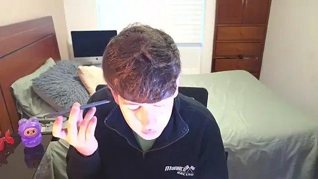 Freechat tightncuteass on StripChat