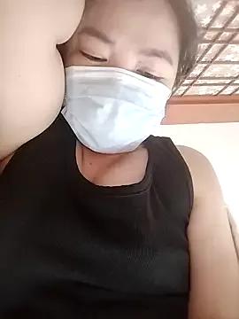 TinyLa from StripChat is Freechat