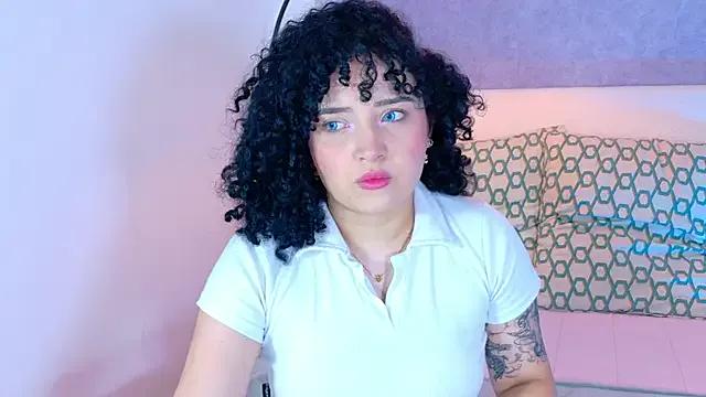 Freechat Tracielowe_w on StripChat