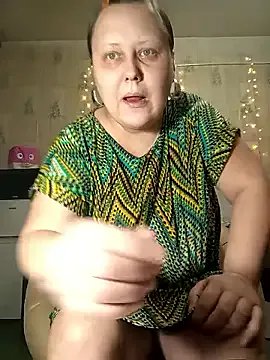 Tupo070481 on StripChat