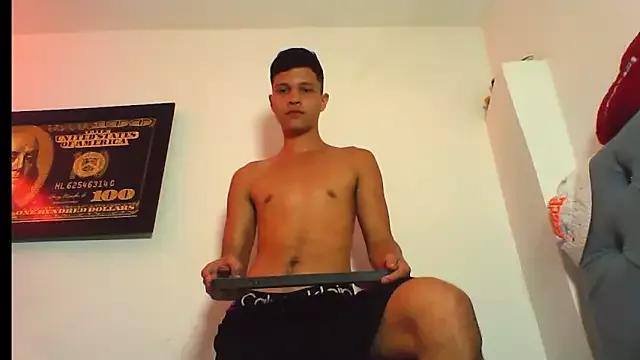 Twinkcock22 from StripChat is Freechat