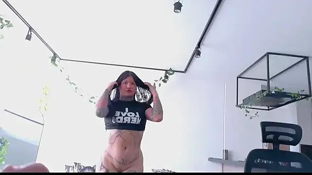 Unatatuada from StripChat is Freechat