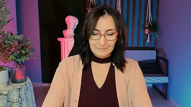 UnaTerra from StripChat is Freechat