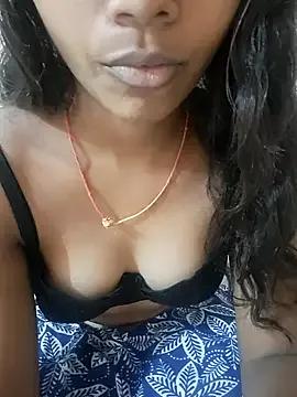 Unique_Cutegirl from StripChat is Freechat