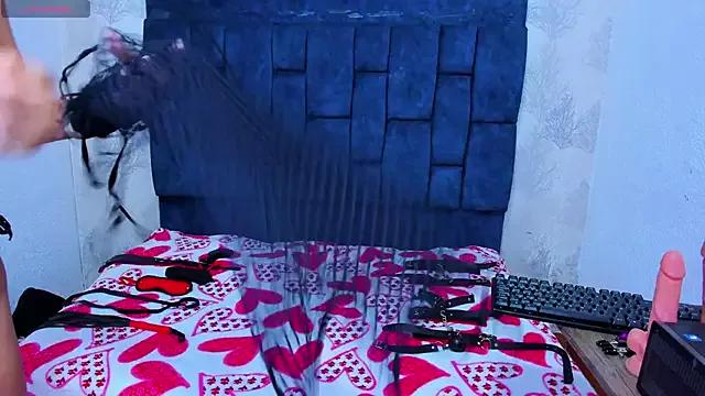 ValentinaKlean from StripChat is Freechat