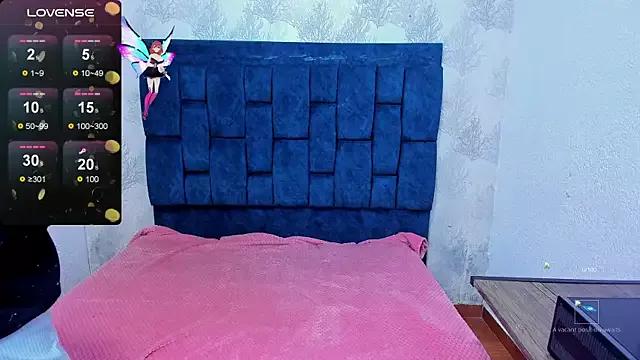 ValentinaKlean from StripChat is Freechat