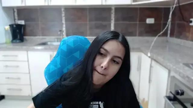 ValentinaMillers_ from StripChat is Freechat