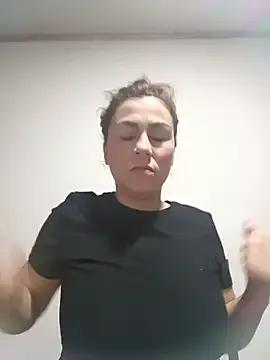 vanessa-titisM from StripChat is Freechat