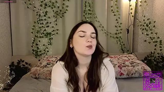 VanessaGrome from StripChat is Freechat