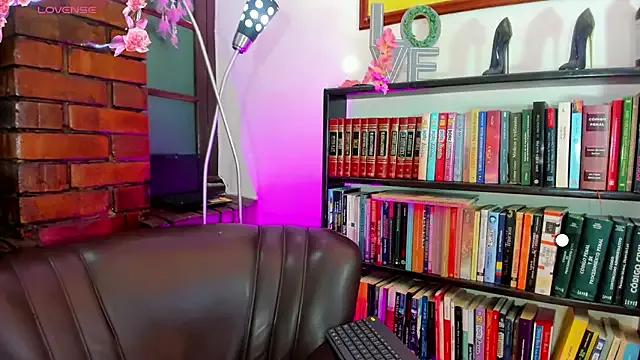 vella_sex on StripChat 