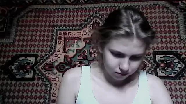 venus_in_flames from StripChat is Freechat